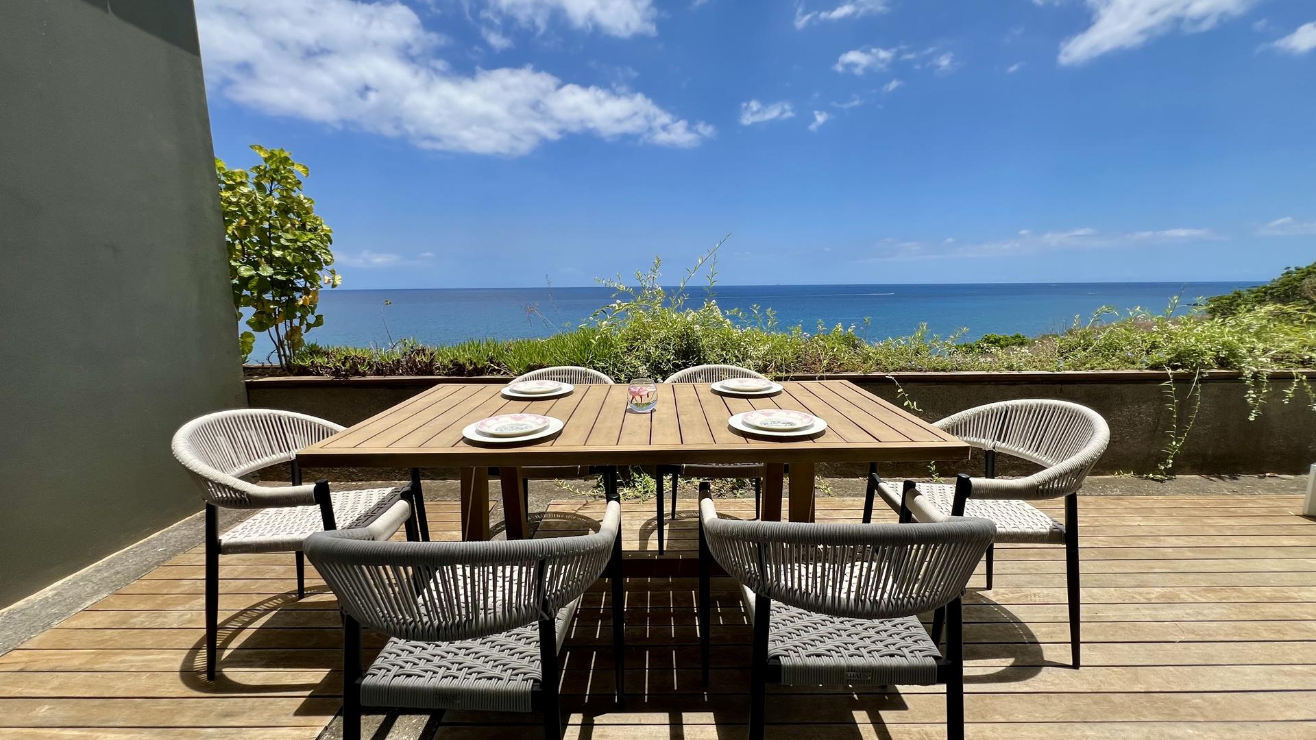 Luxury Seaview Living — 3