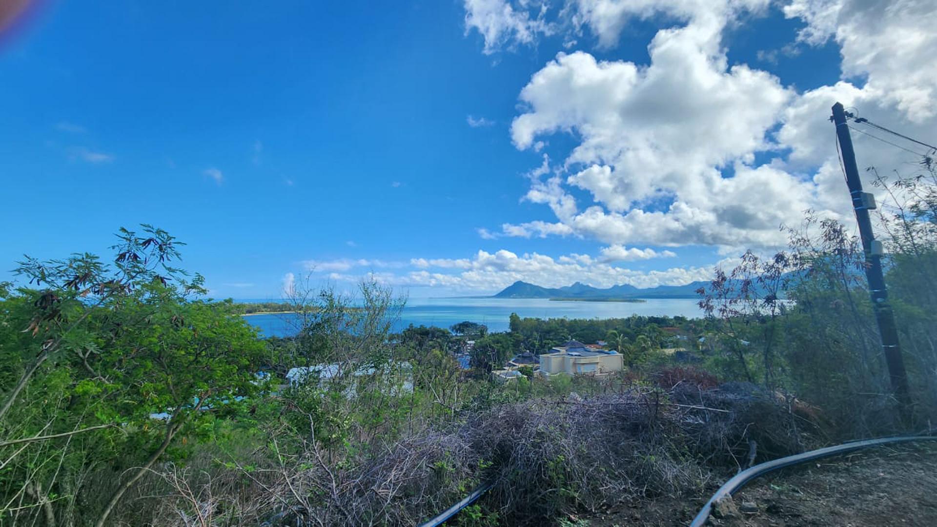 Le Morne Prime — 6