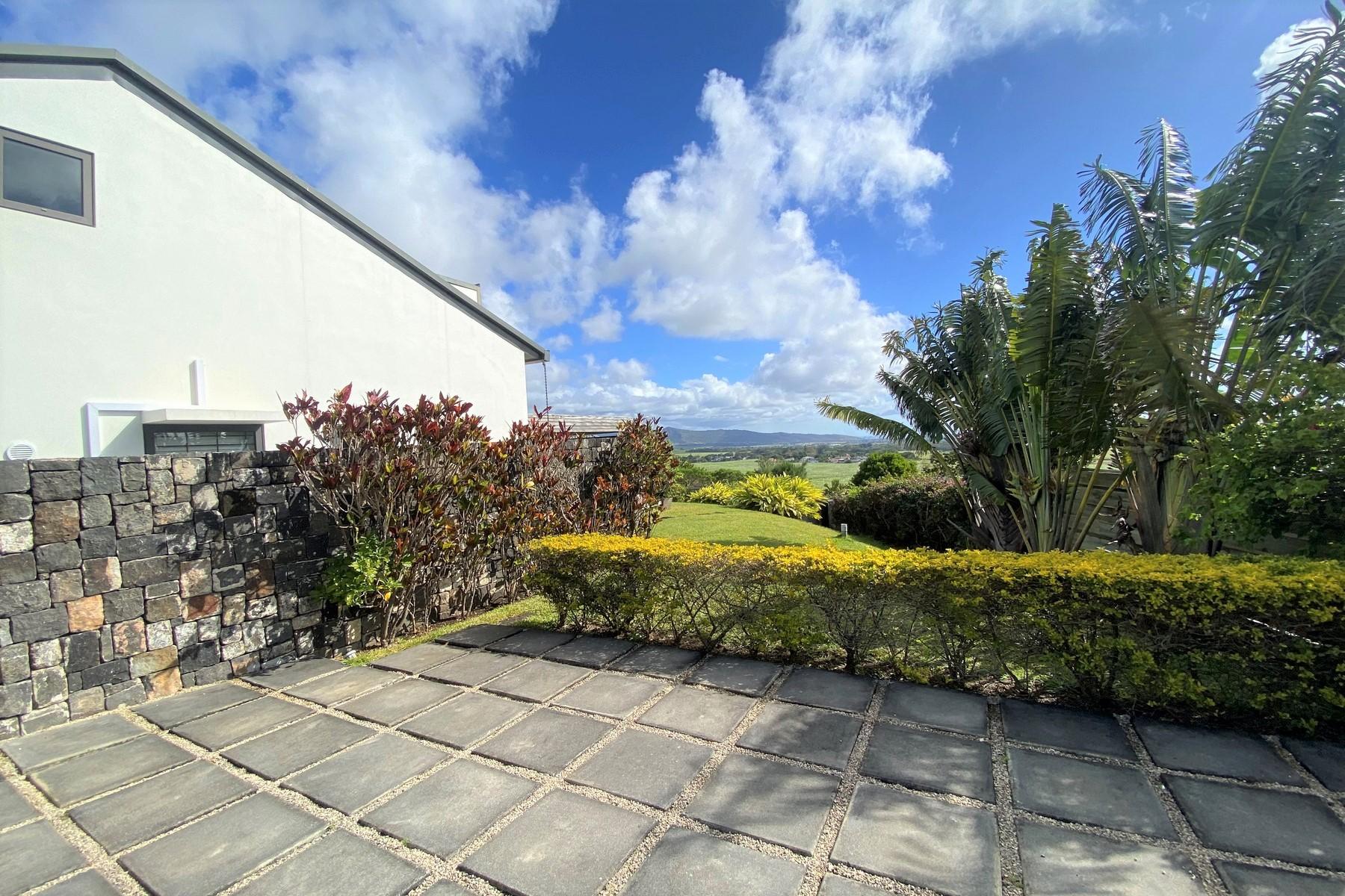 Pocket Listing - Mont Piton Favorite  — 11