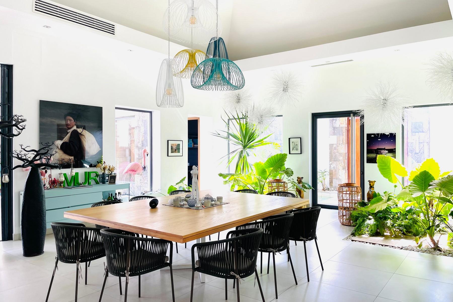 Luxury Living — 2