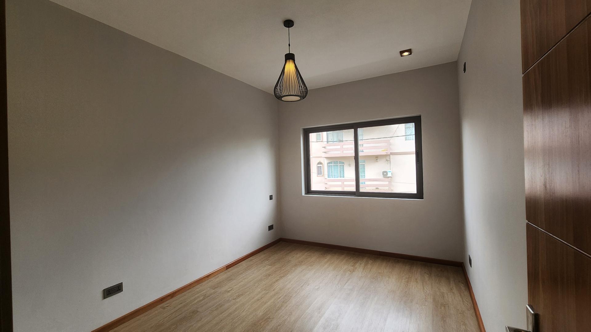Sunnyside Duplex — 5
