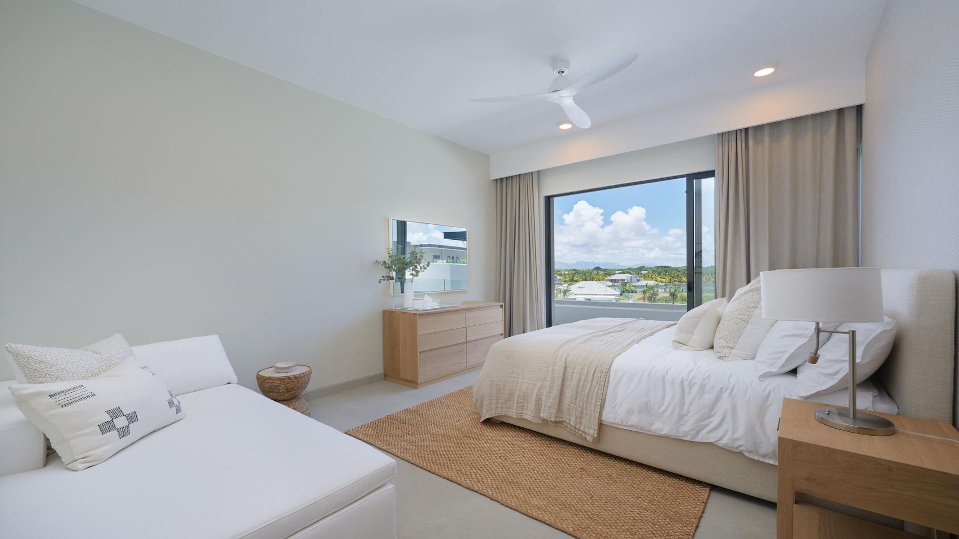 Oceanline — 10