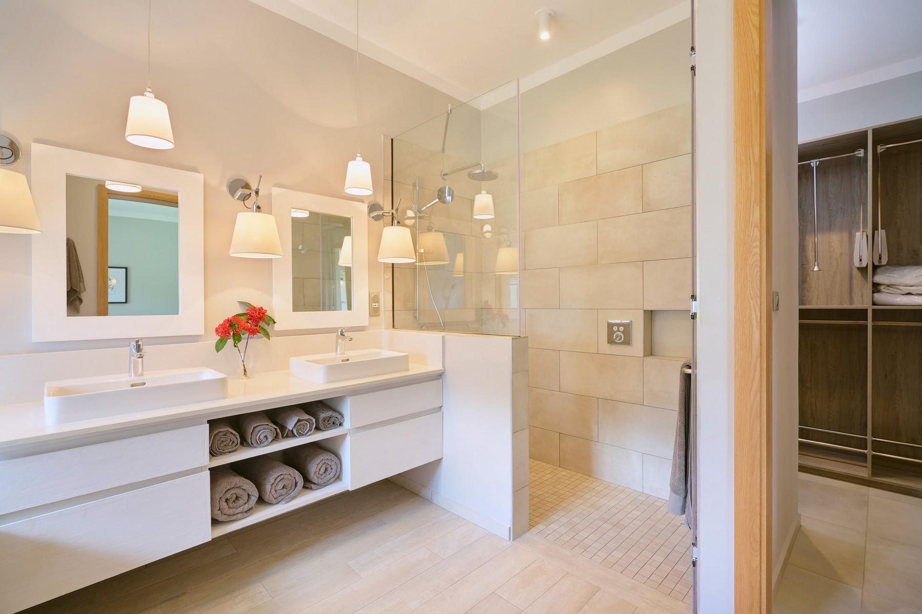 Mascarene Oceanfront Apartment — 27