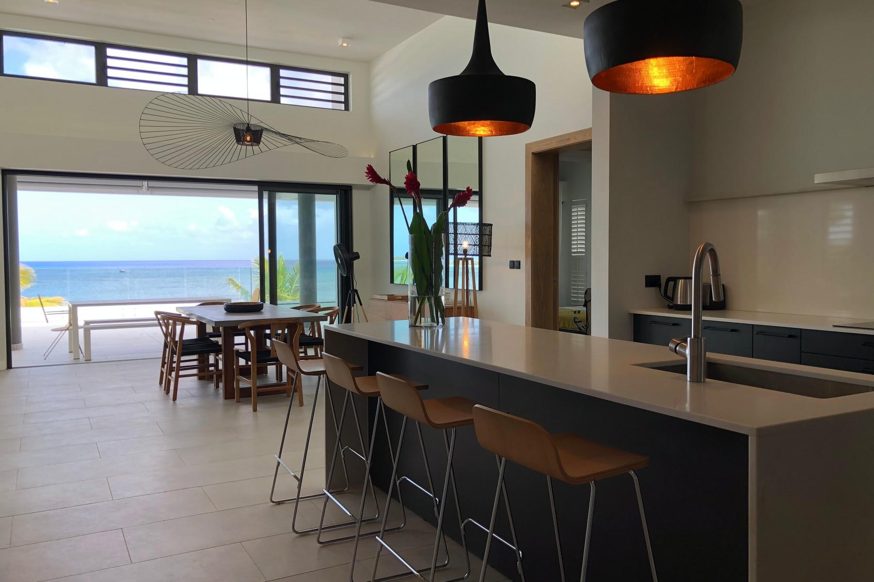 Pointe D'Azur Living, Penthouse — 2