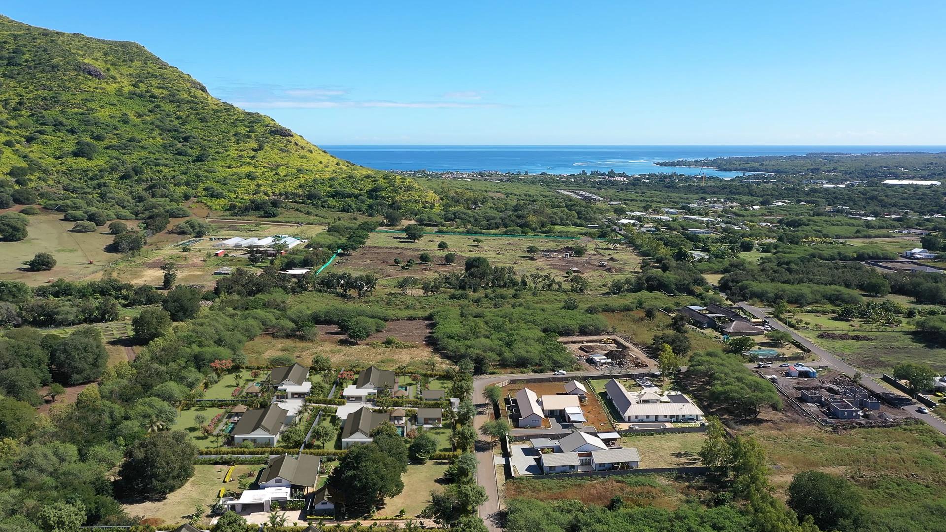 Pocket Listing - West Panorama Villa — 11