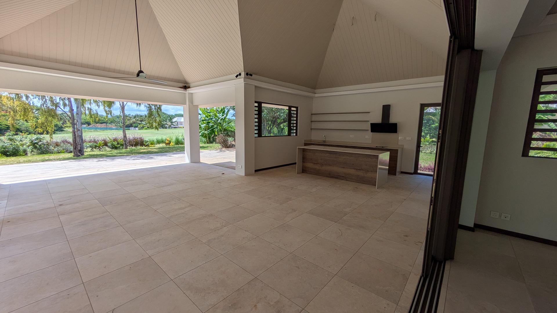 Villa Birdie, Anahita — 6