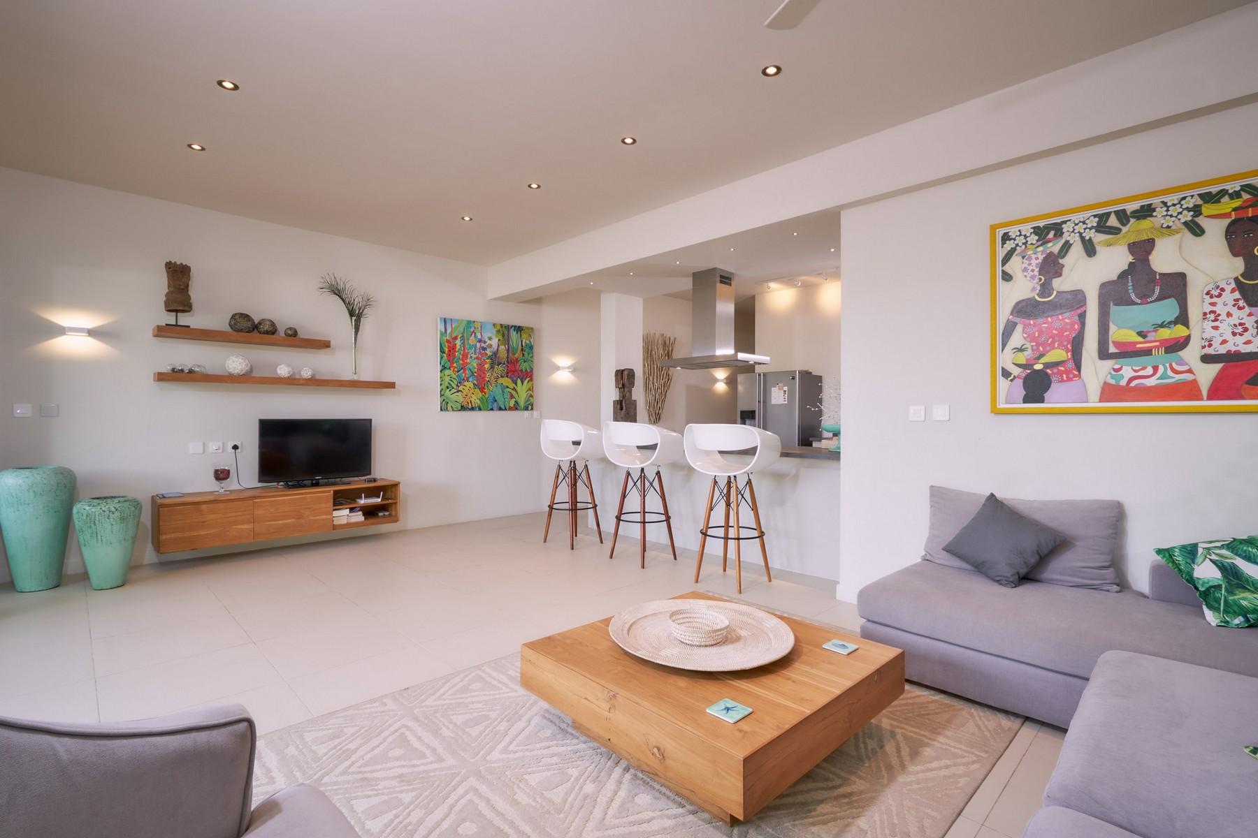 Sandy Bay — 35