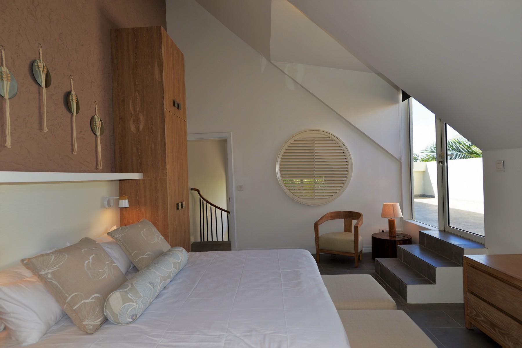 Contemporary Beachside Penthouse, Cape Bay — 16