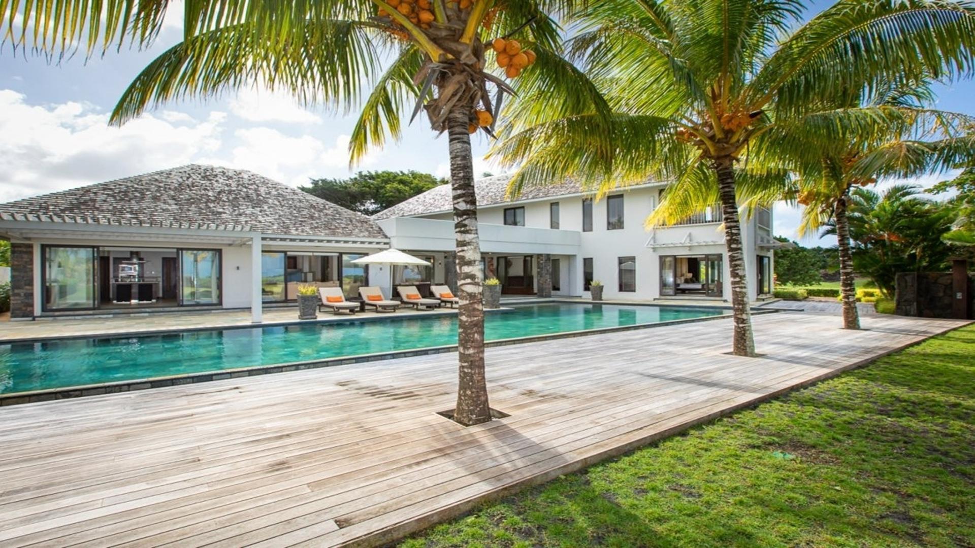 Villa Breeze - Anahita — 2