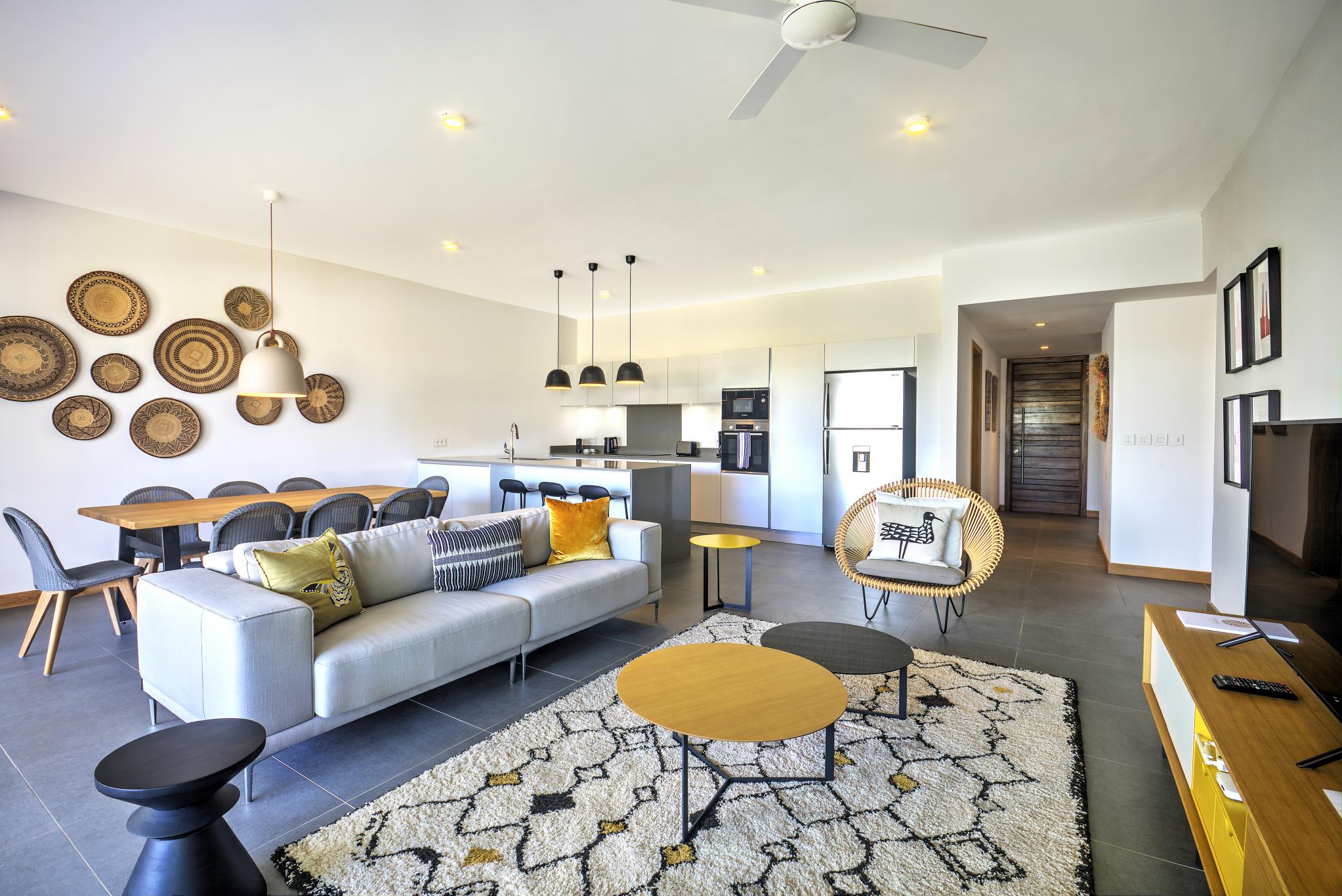 Mythic Lifestyle Apartment — 11