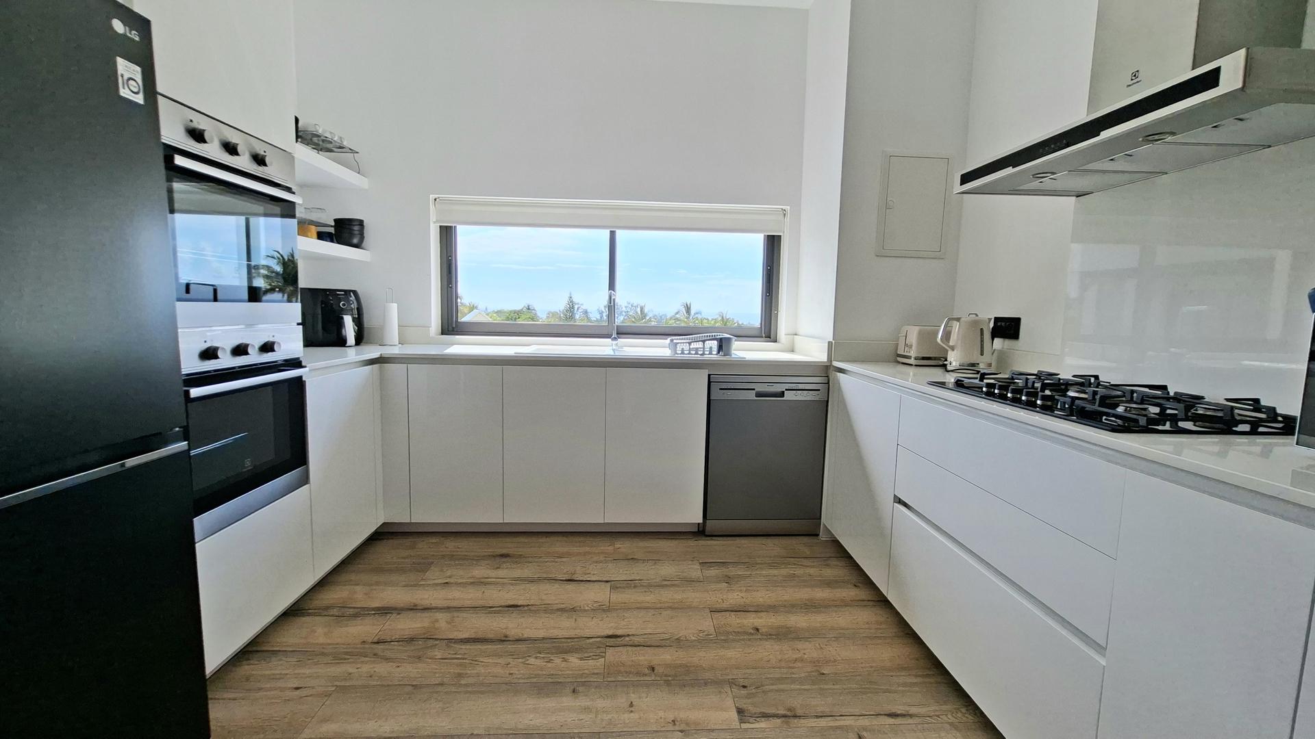 Horizon Black River — 15