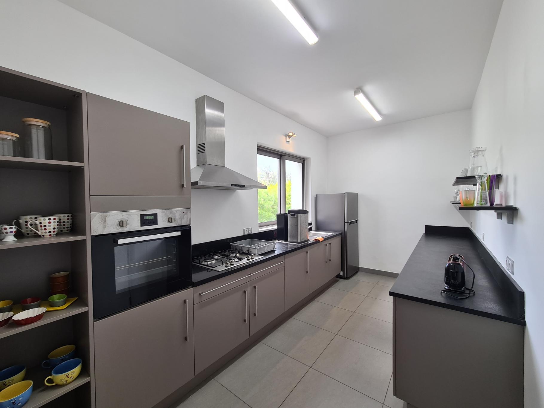 Villa Moderna — 6