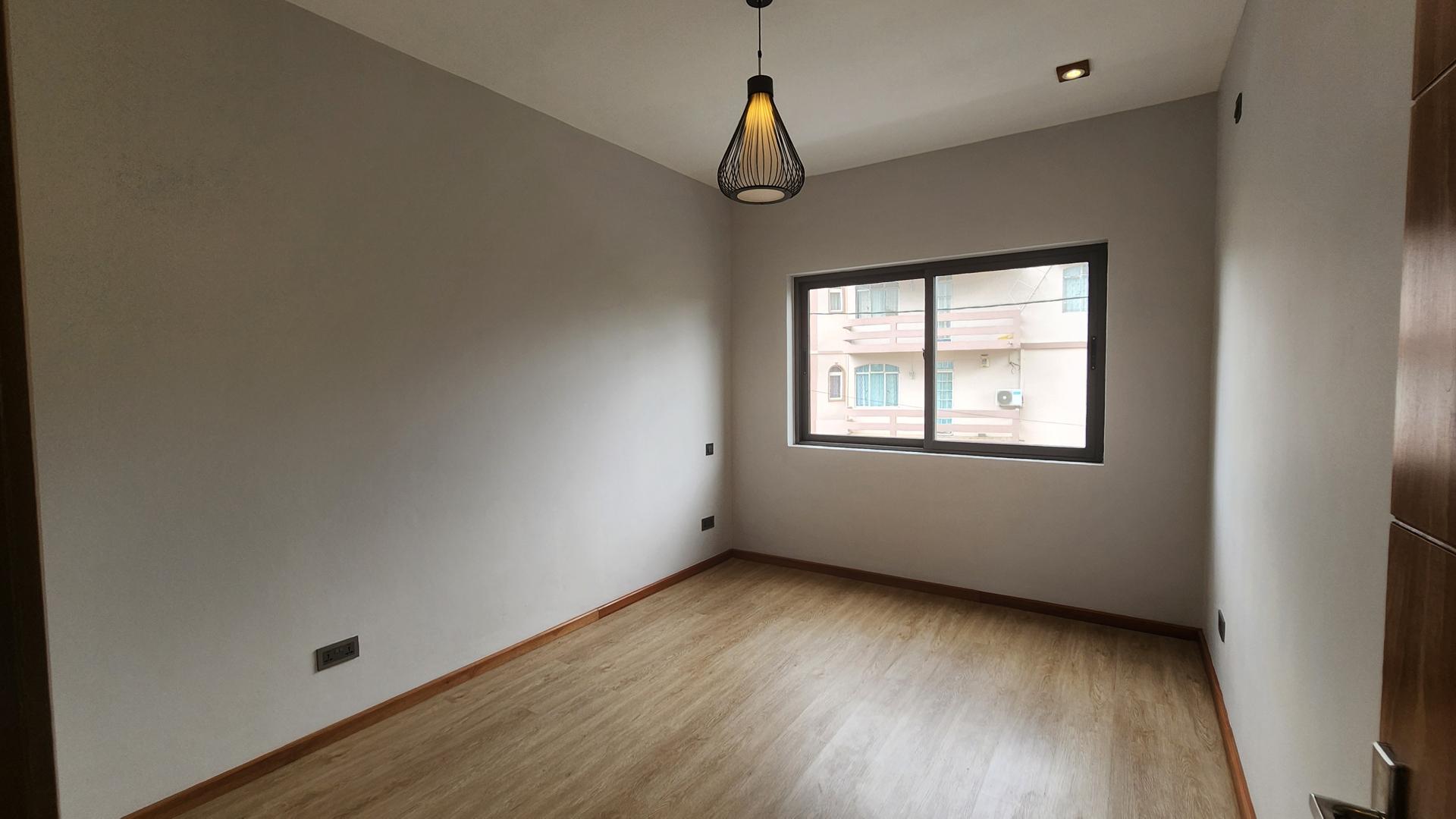 Sunnyside Duplex — 7