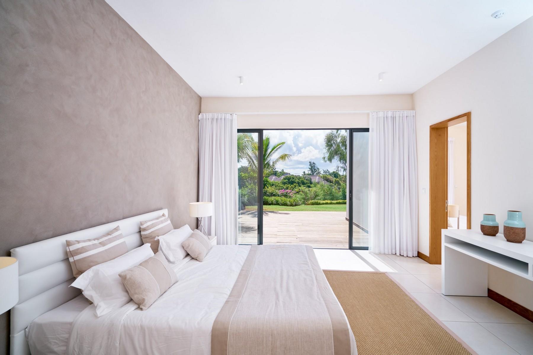 Ocean River Villa — 15