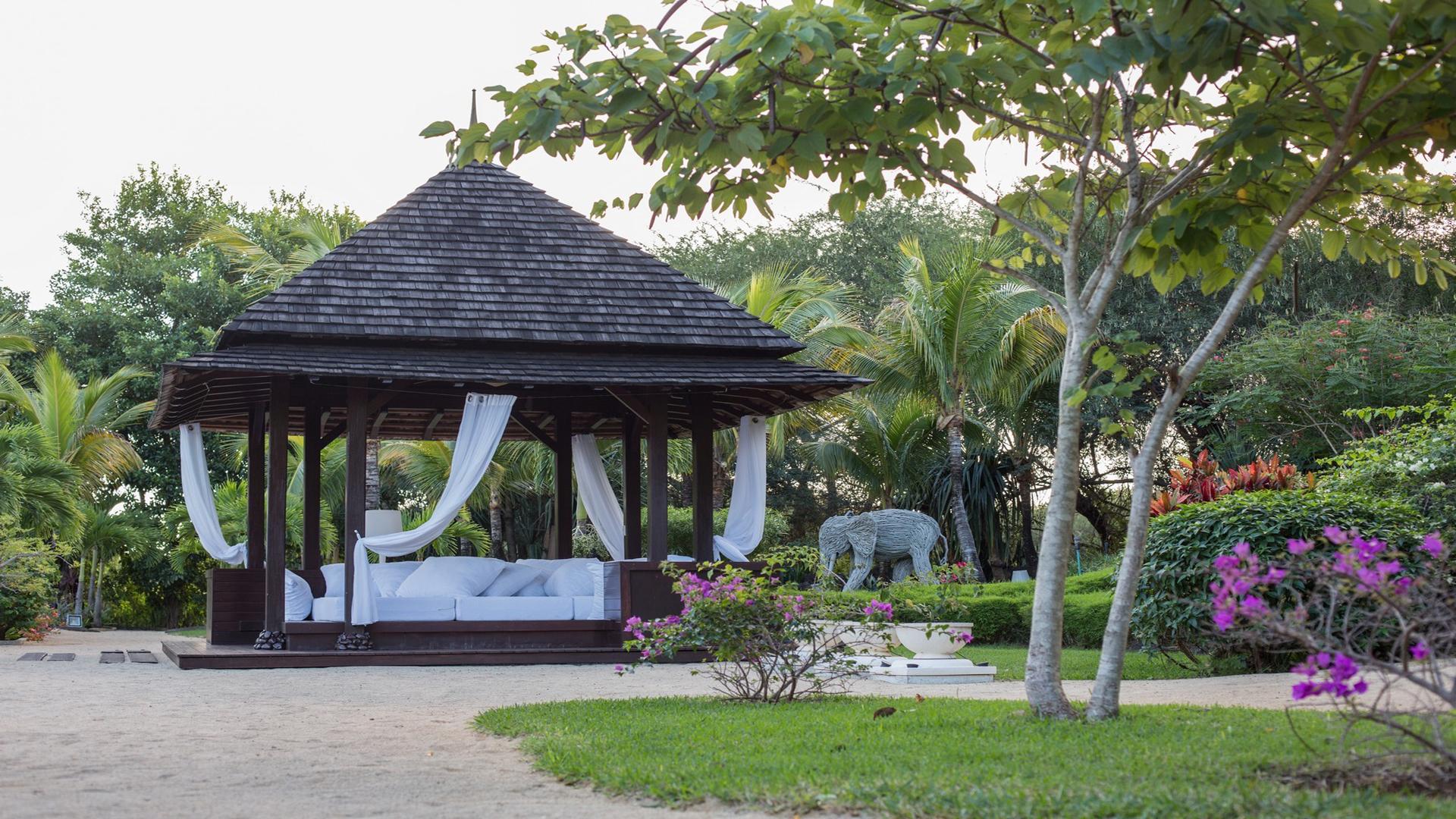 The Grand Estate — 10
