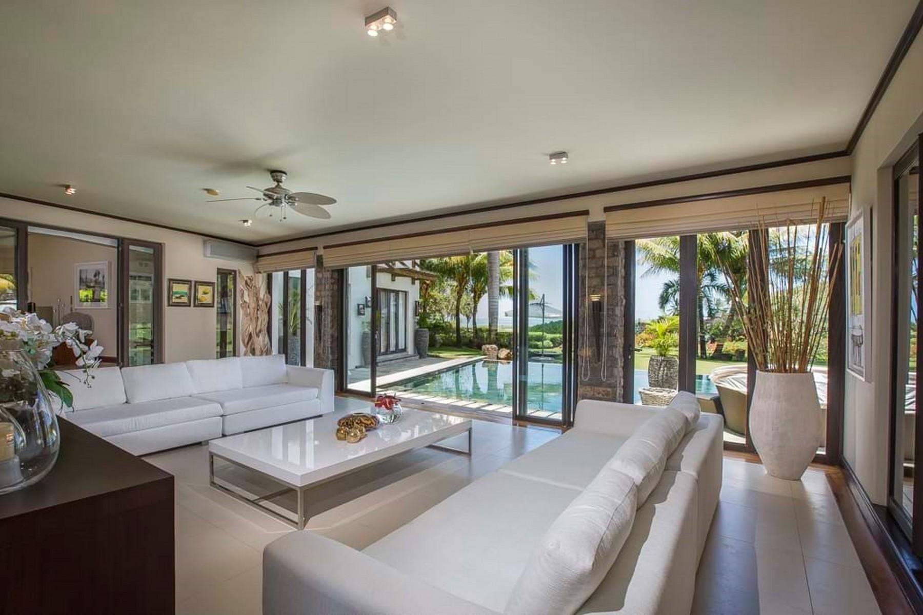 Sea View Villa, Anahita — 5