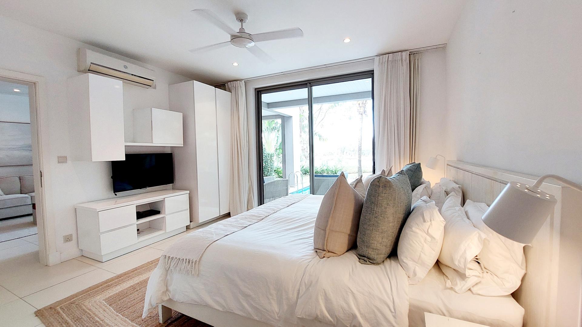 Riverflow Apartment — 7