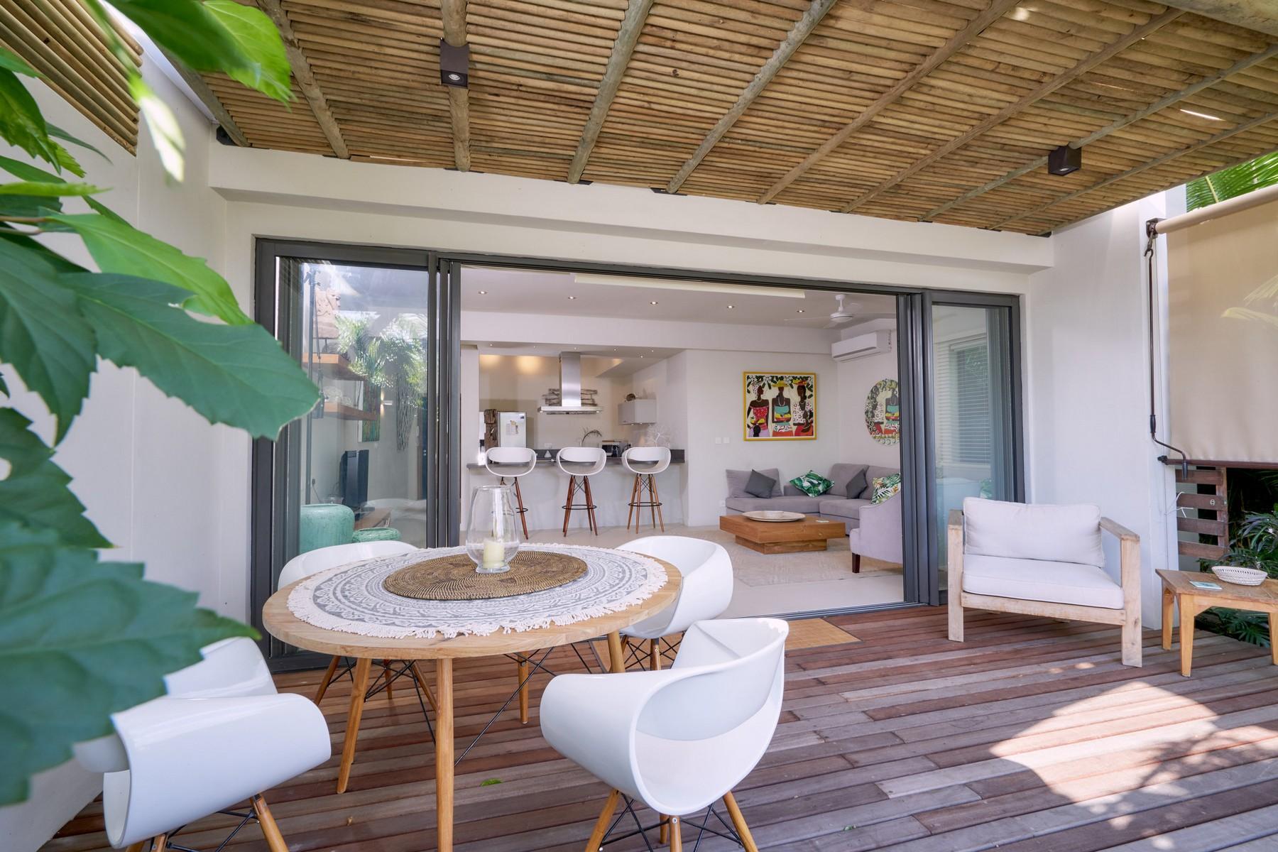 Sandy Bay — 18