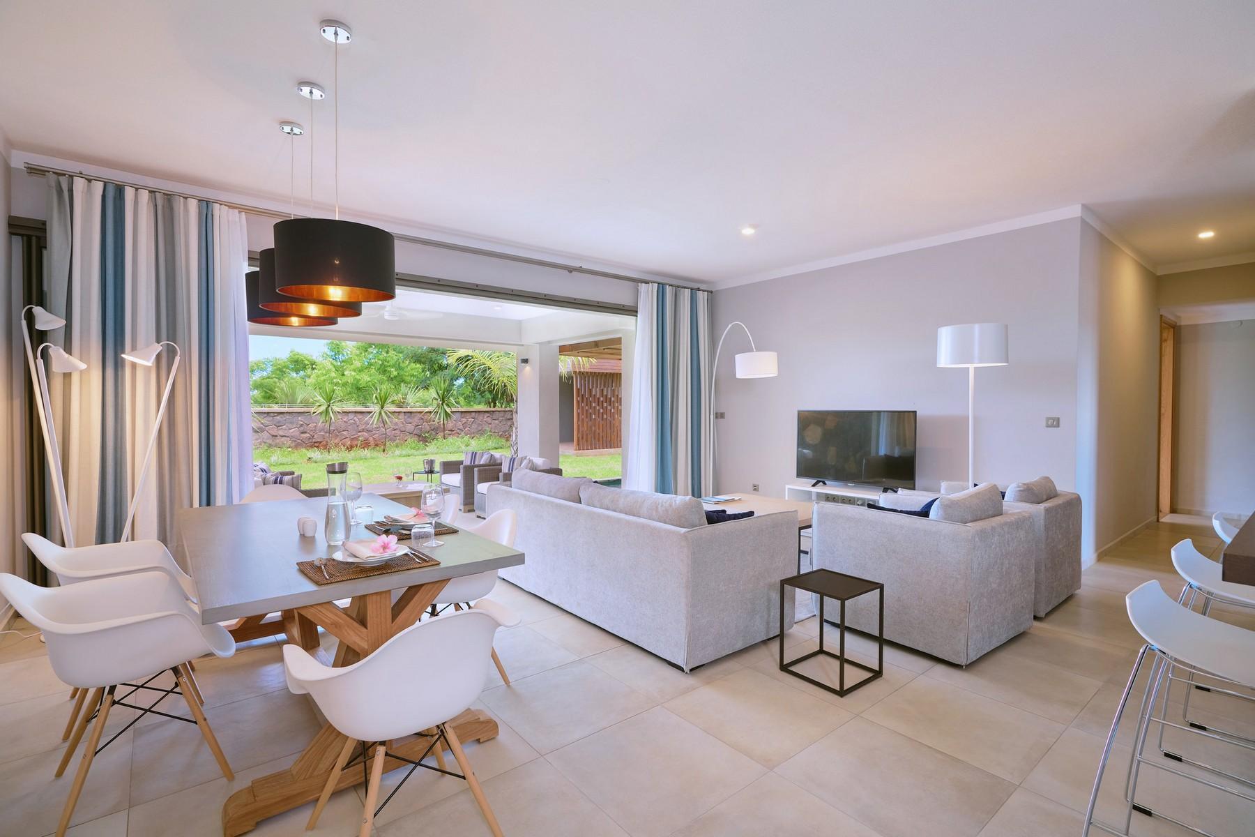 Mascarene Oceanfront Apartment — 12
