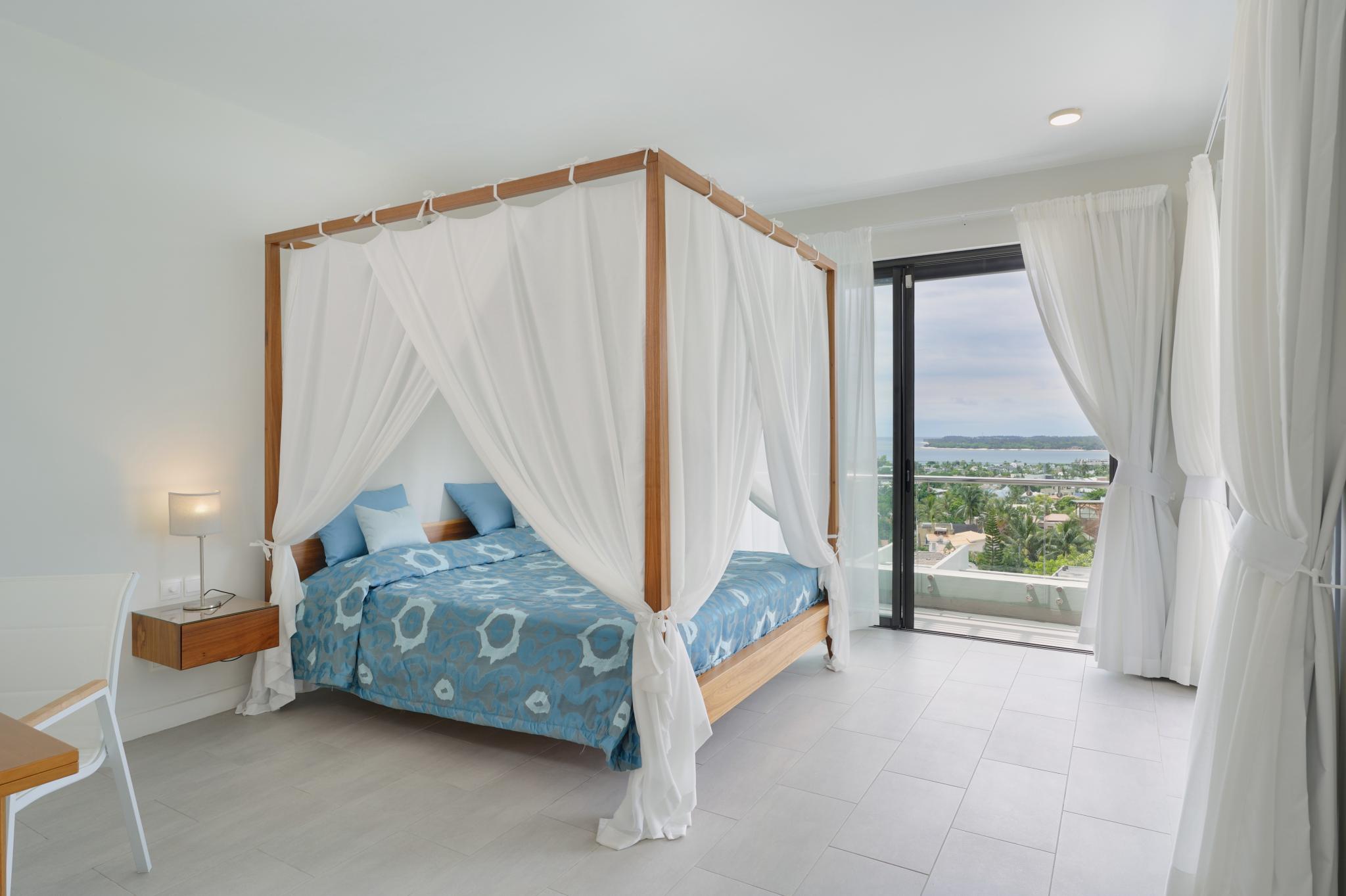 Laguna Bay — 12