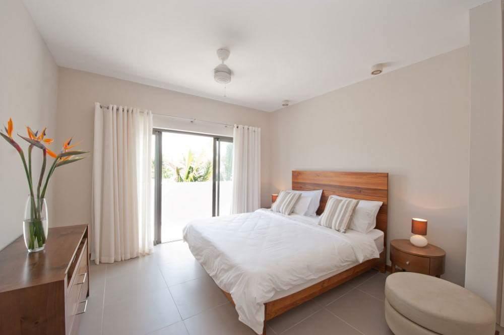 Luxury Beachside Townhouse — 4