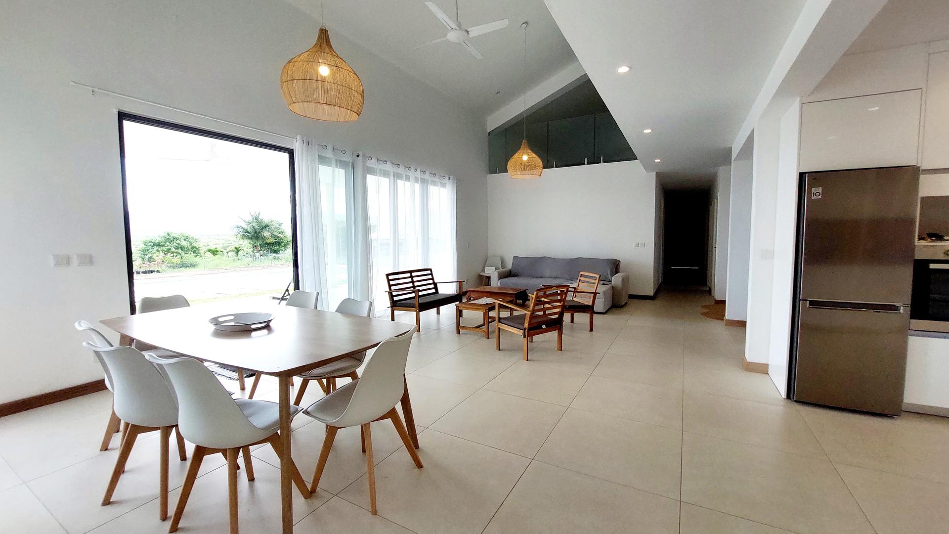 Villa Montsera — 2