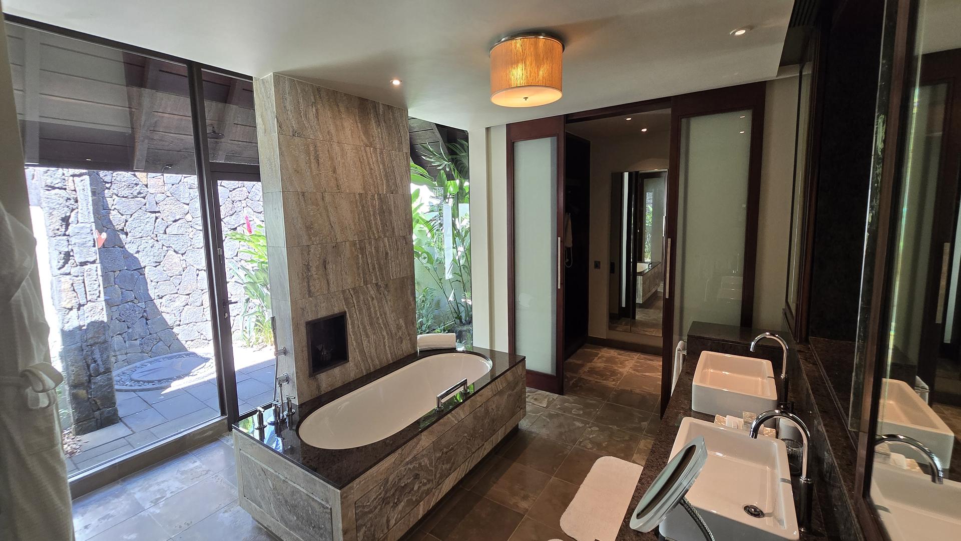 Lakeside by Four Seasons — 7