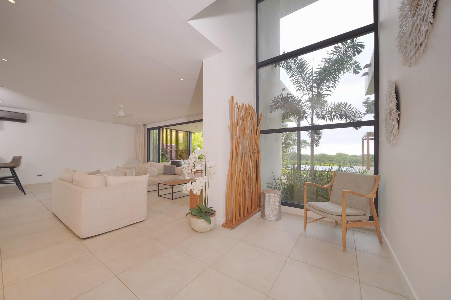  Villa Naiad — 14