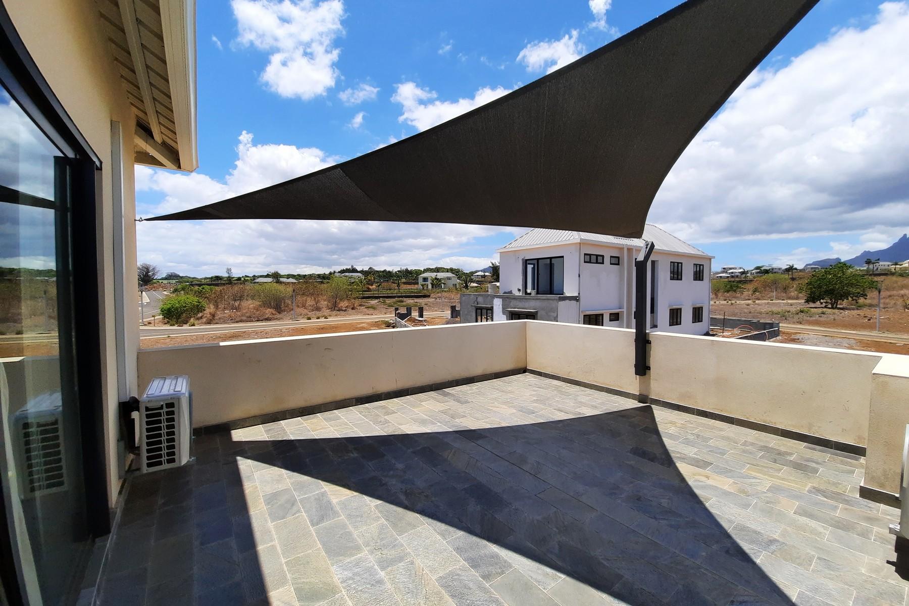   Skyline Villa  — 18