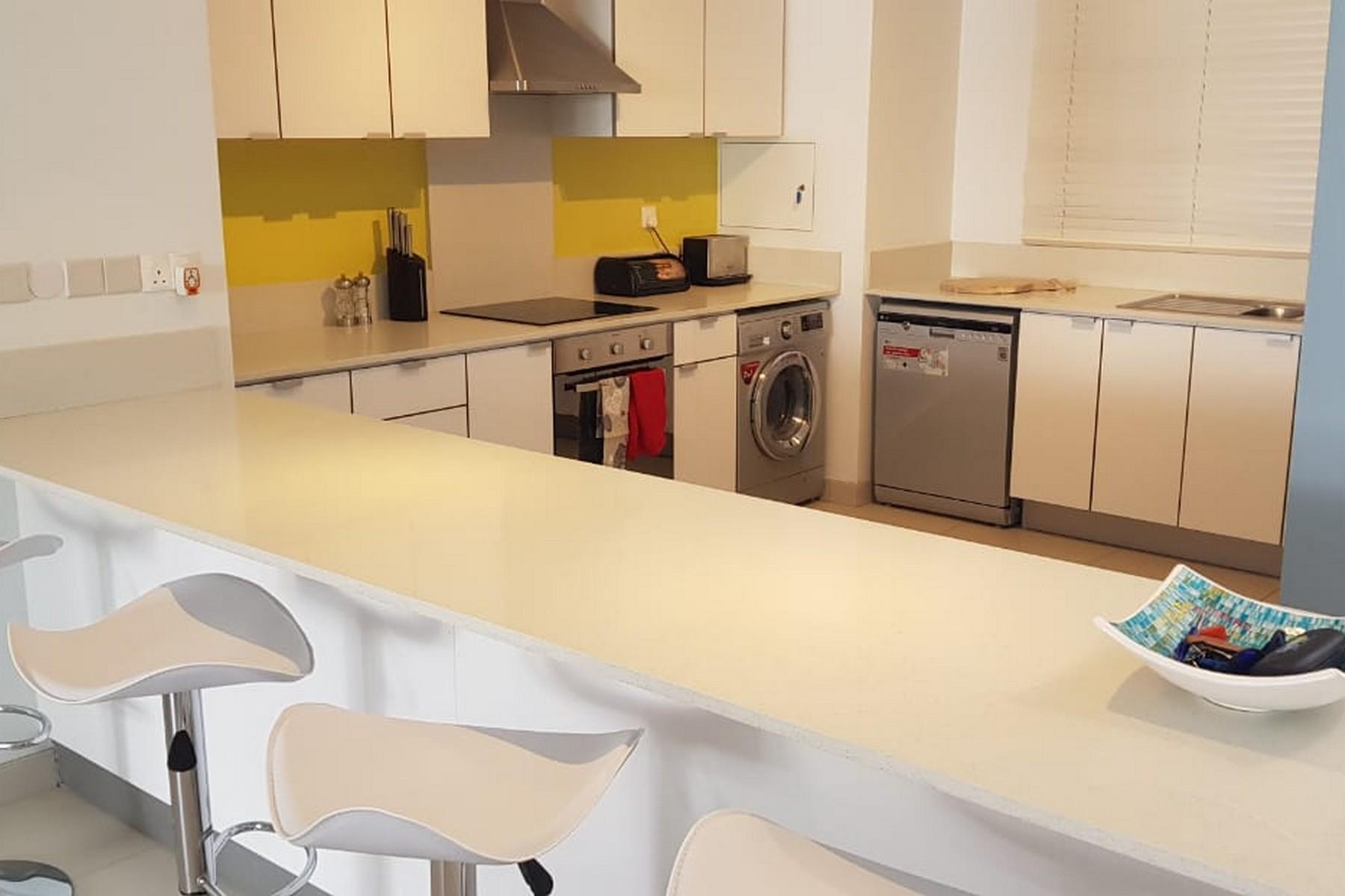 Element Bay Apartment — 9