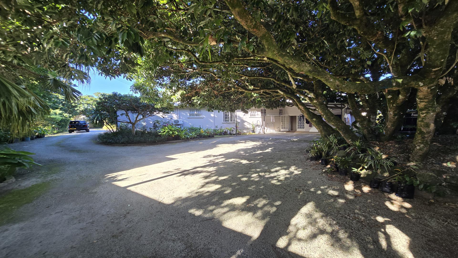 The Courtyard Residences — 4