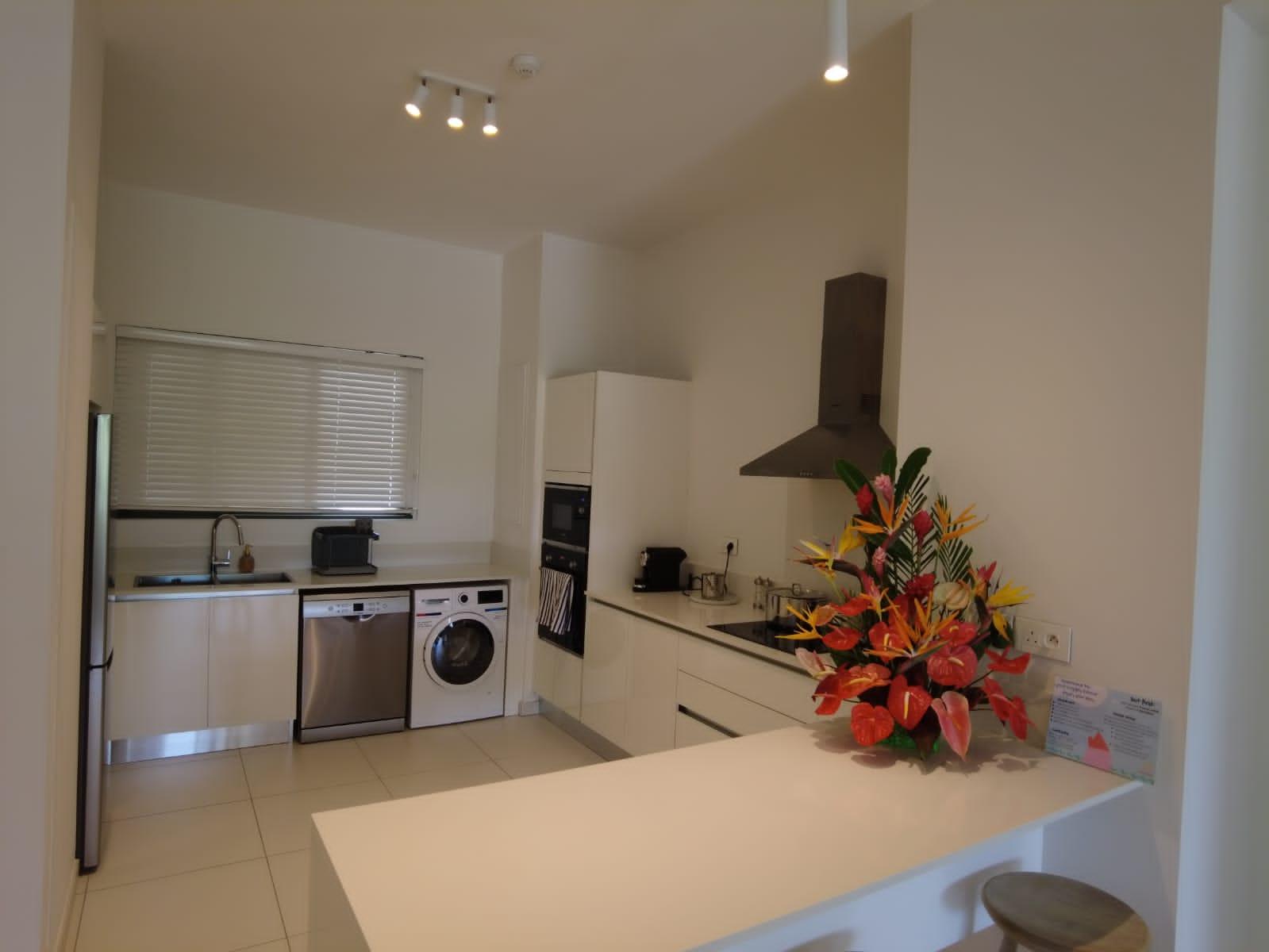 Sunshine Coast — 4