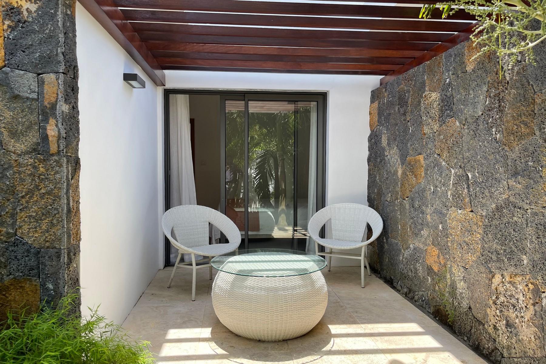 Trophy Estate  — 17